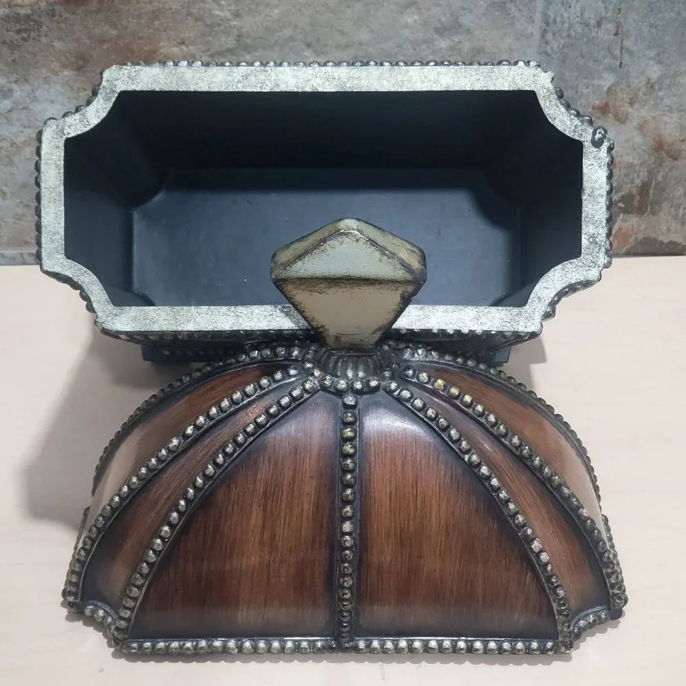 Large Aleron Box Decorative Trinket Dome Lid